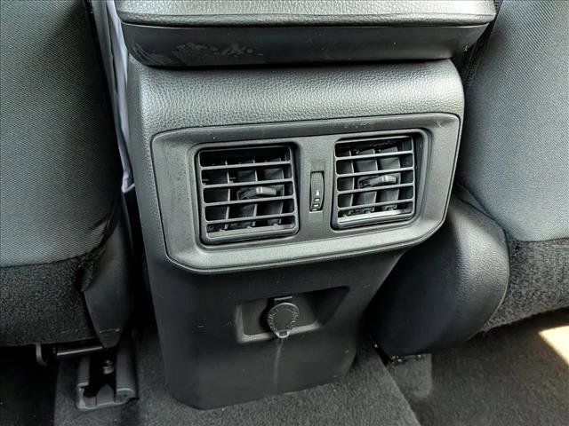 Used 2022 Toyota RAV4 LE AWD/4WD image 18