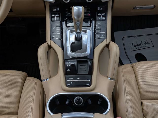 Used 2014 Porsche Cayenne AWD/4WD image 19