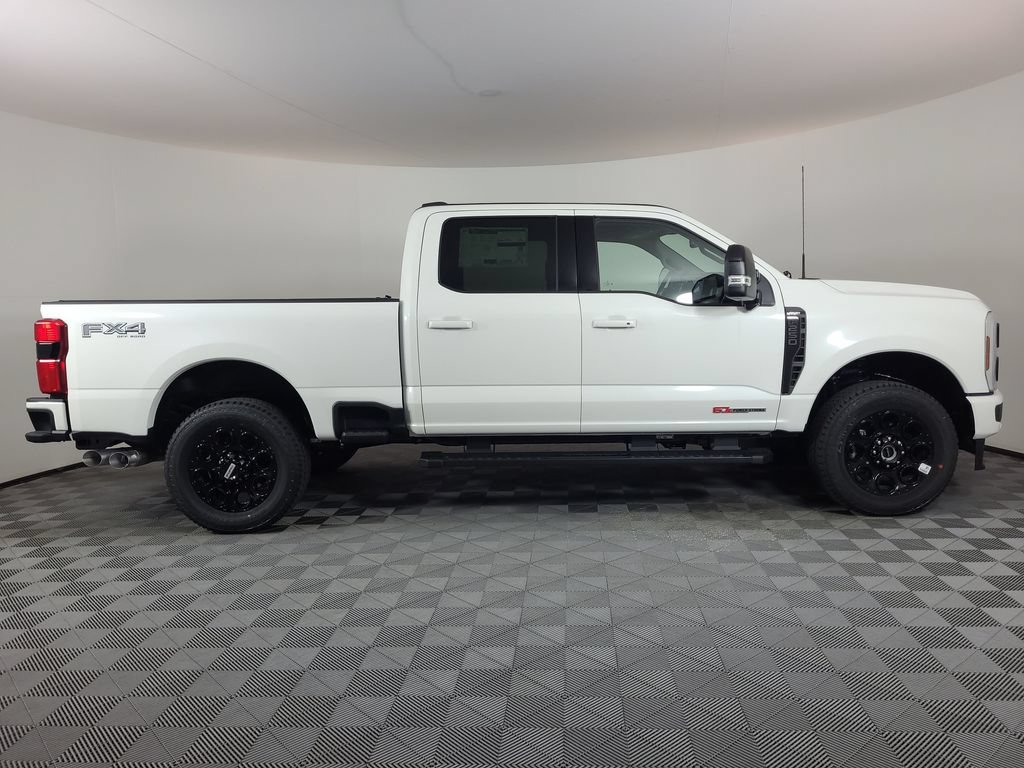 New 2026 Ford F250 Lariat w/ Black Appearance Package AWD/4WD image 2