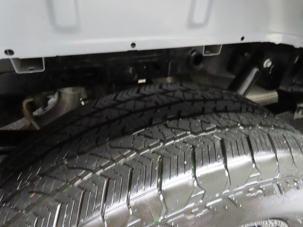 Used 2025 Ford F150 Lariat AWD/4WD image 41