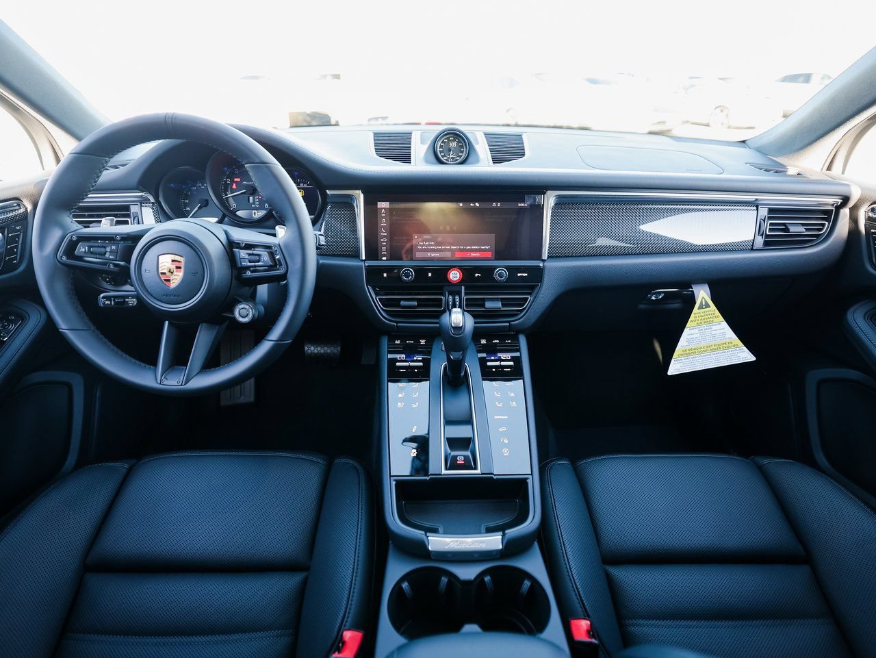 Certified 2026 Porsche Macan Turbo AWD/4WD image 24
