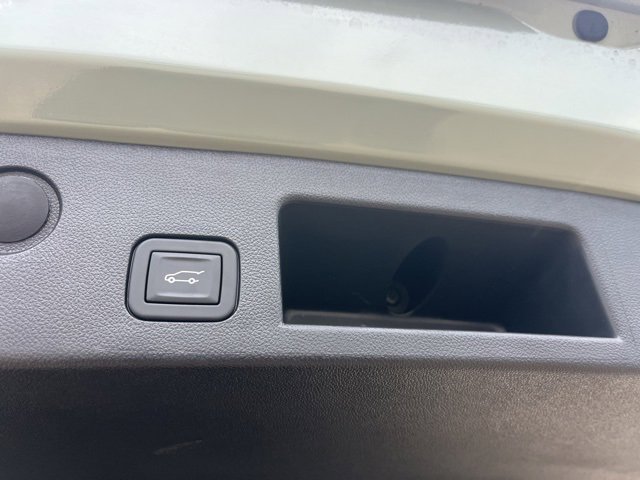 Used 2026 Chevrolet Equinox LT w/ Convenience Package II image 41