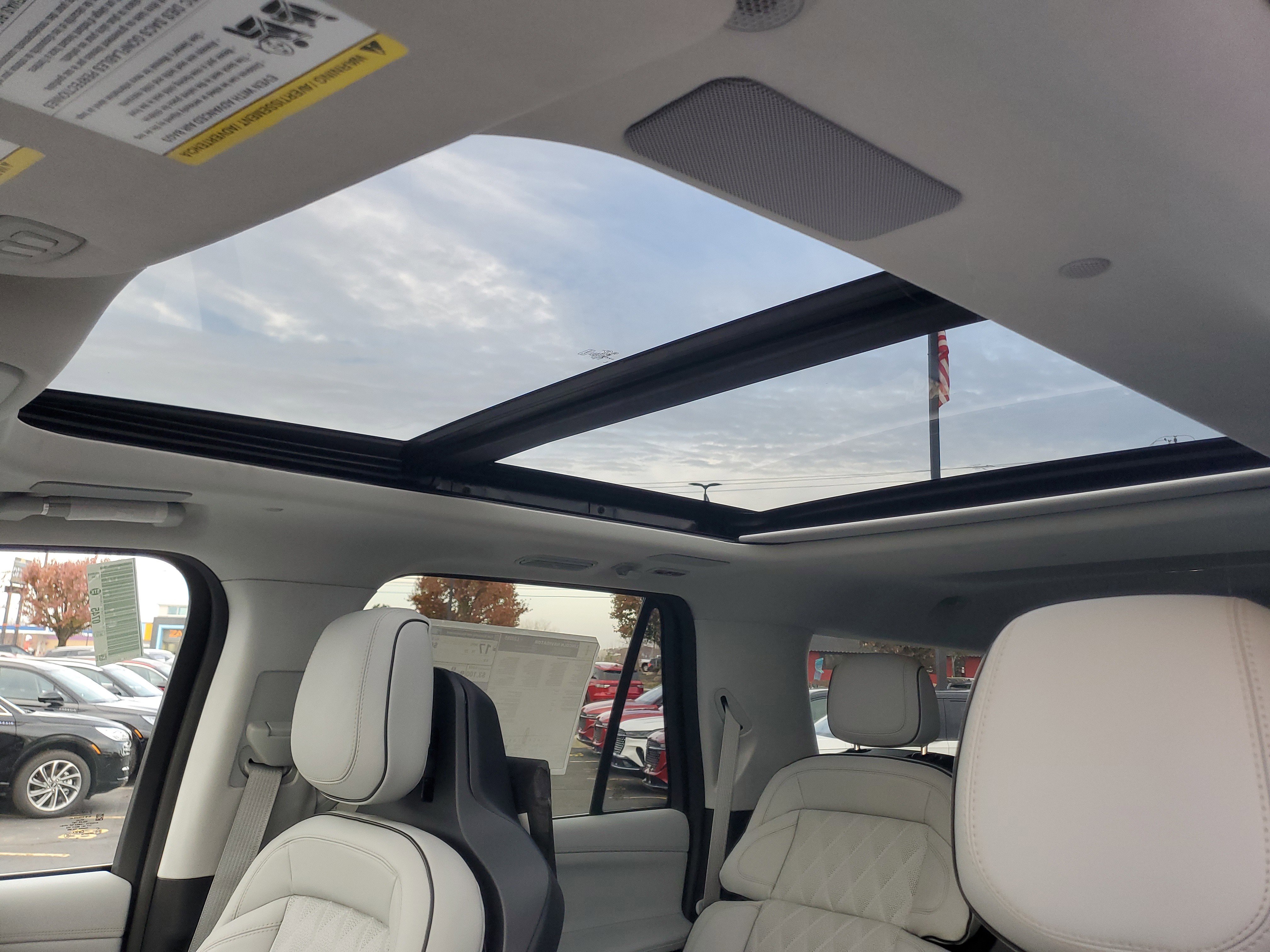 New 2025 Lincoln Navigator L Black Label image 11