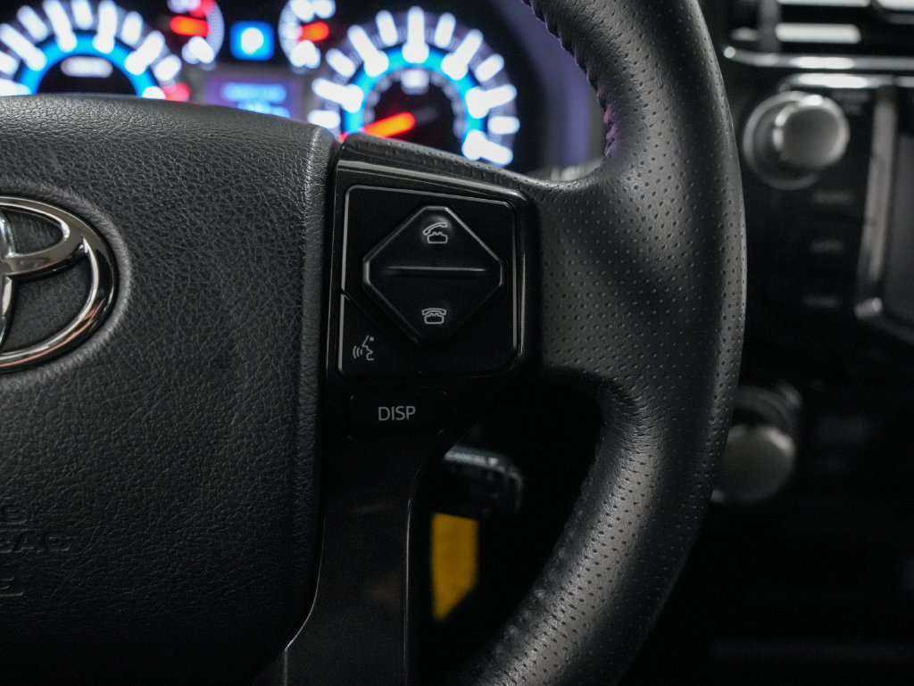 Used 2018 Toyota 4Runner TRD Off-Road Premium AWD/4WD image 15