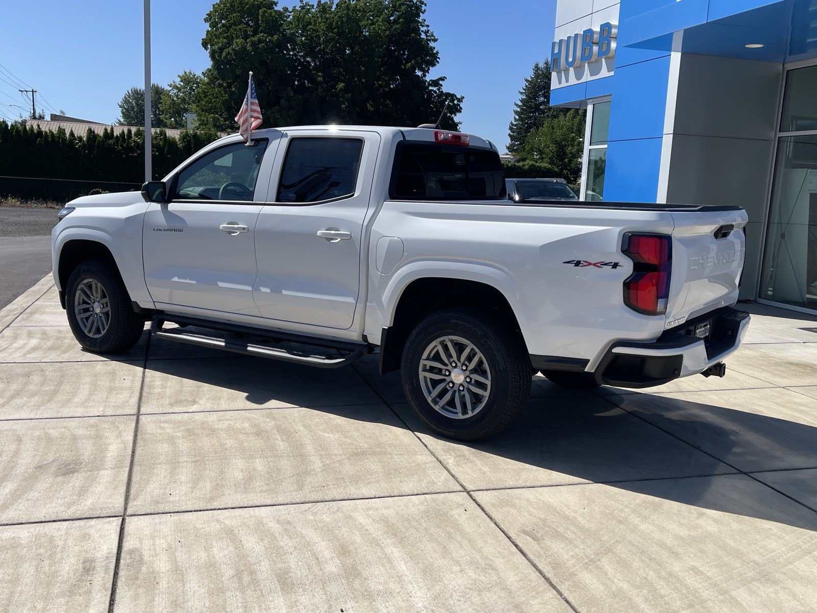 New 2026 Chevrolet Colorado LT w/ LT Convenience Package AWD/4WD image 3