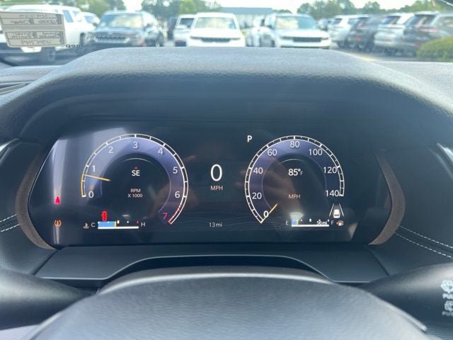 New 2026 Jeep Grand Cherokee Laredo X AWD/4WD image 9