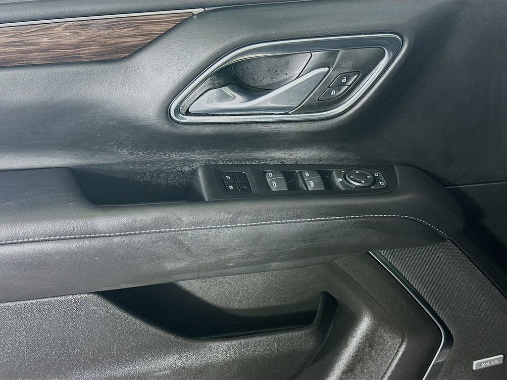 Used 2023 Chevrolet Suburban LT image 25