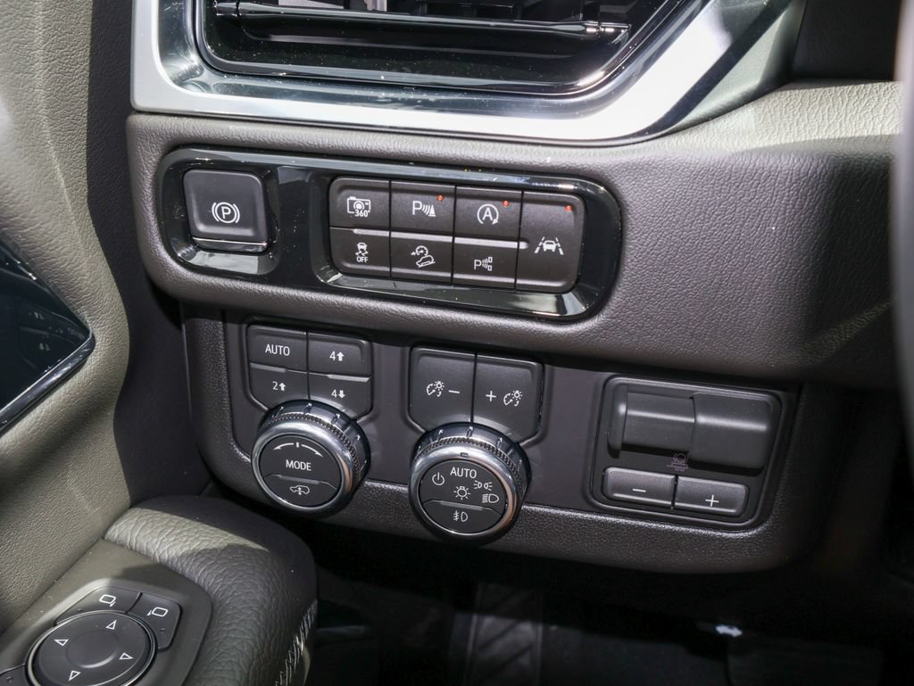 New 2026 GMC Yukon XL Denali w/ Denali Reserve Package AWD/4WD image 33