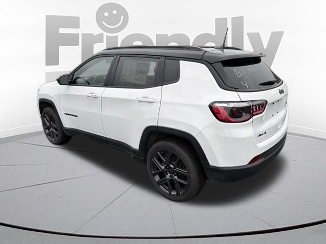 New 2026 Jeep Compass Limited w/ Sun, Sound & Navigation Group AWD/4WD image 4