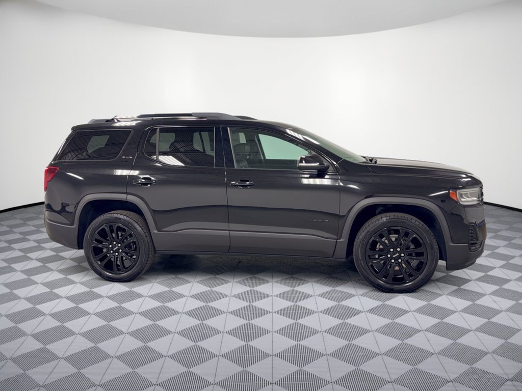 Used 2023 GMC Acadia SLE w/ Driver Convenience Package FWD image 8