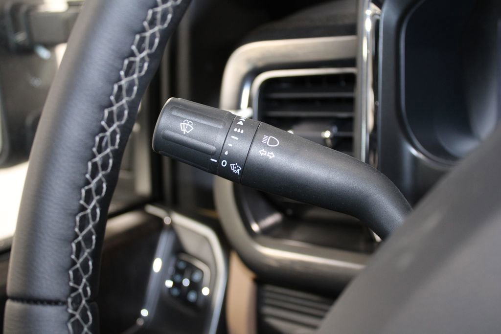 New 2026 Ford F250 Lariat w/ Chrome Package image 40