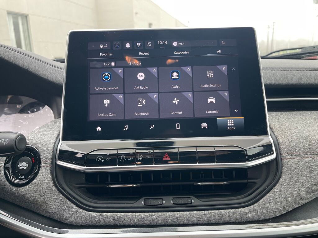 Used 2024 Jeep Compass Latitude image 10