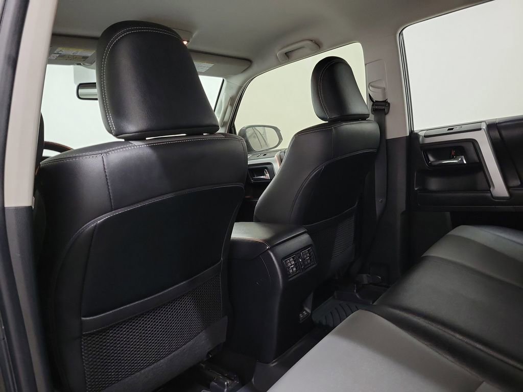 Used 2020 Toyota 4Runner SR5 Premium image 13