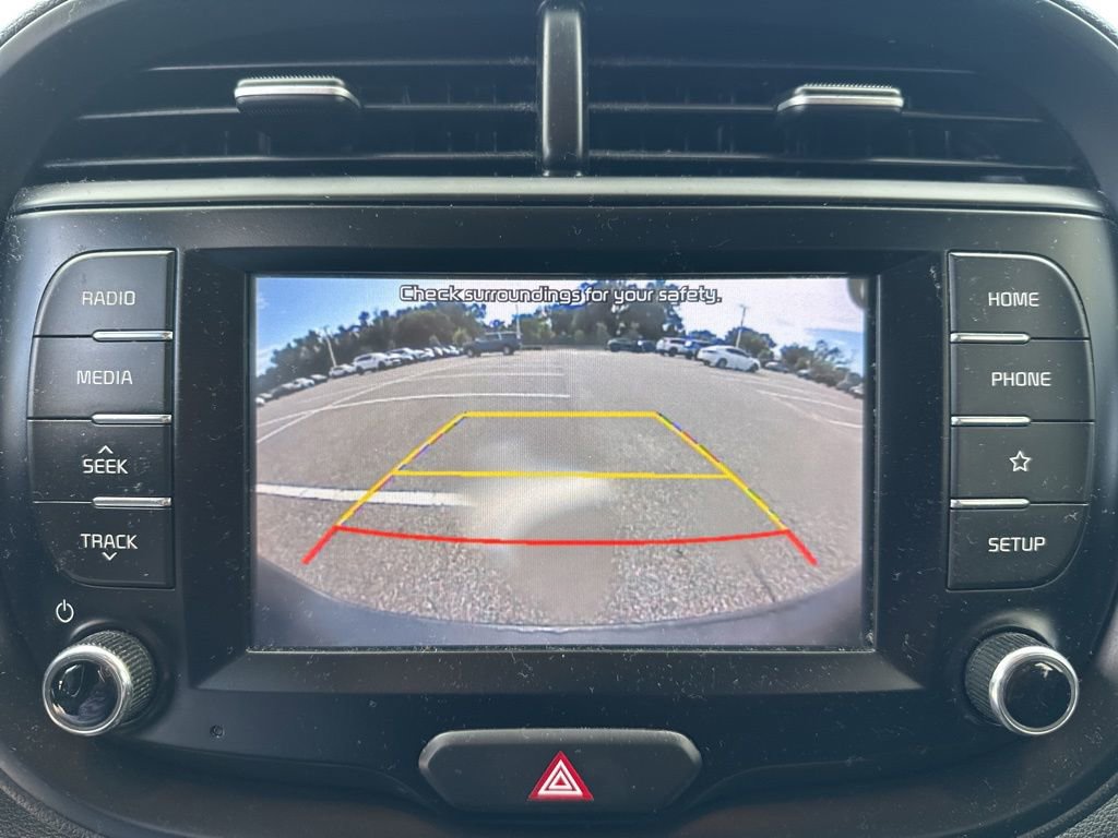 Used 2020 Kia Soul LX FWD image 19