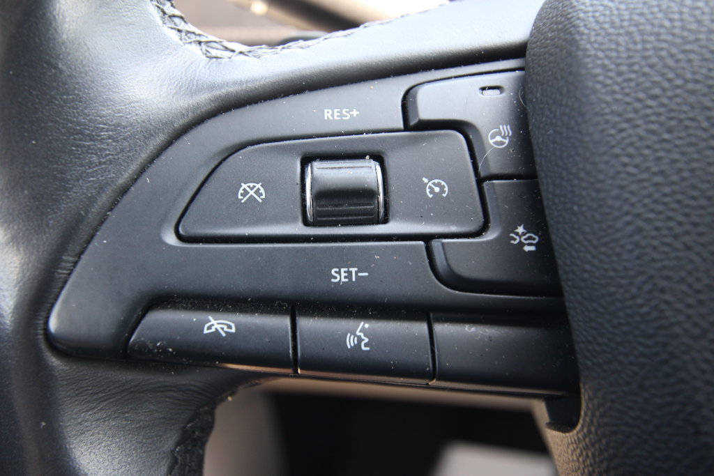 Used 2019 Cadillac XT4 Premium Luxury AWD/4WD image 21