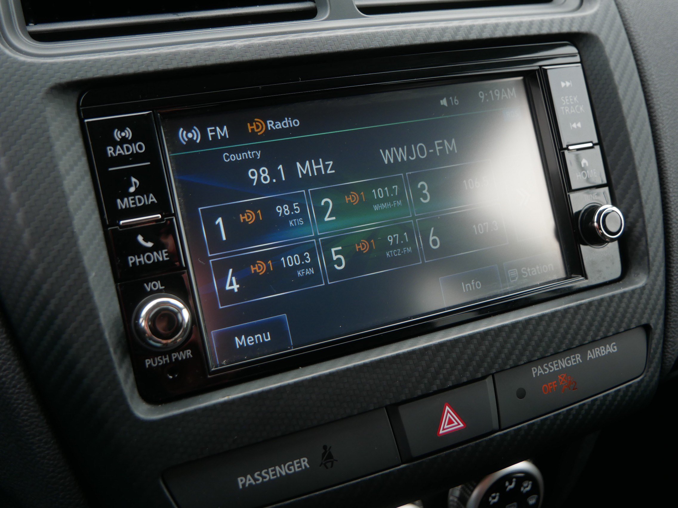 Used 2025 Mitsubishi Outlander Sport ES AWD/4WD image 31