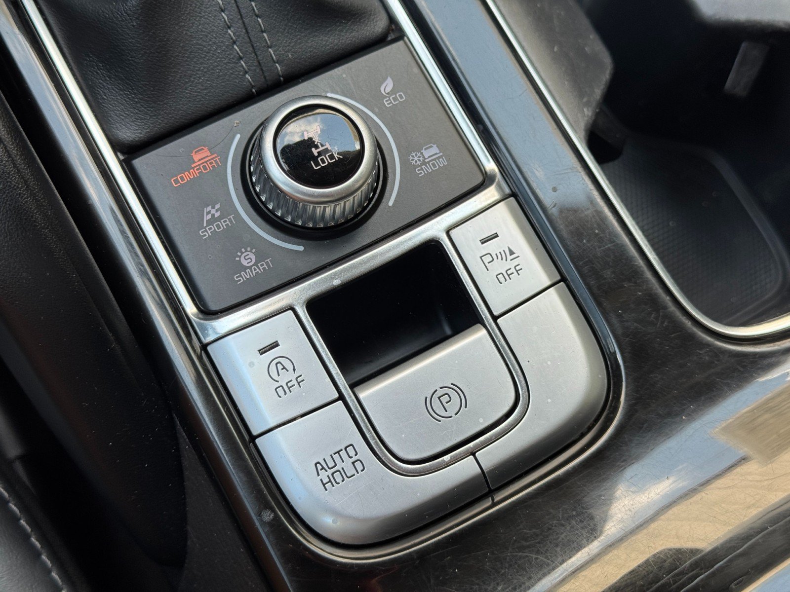 Used 2020 Kia Telluride S AWD/4WD image 30