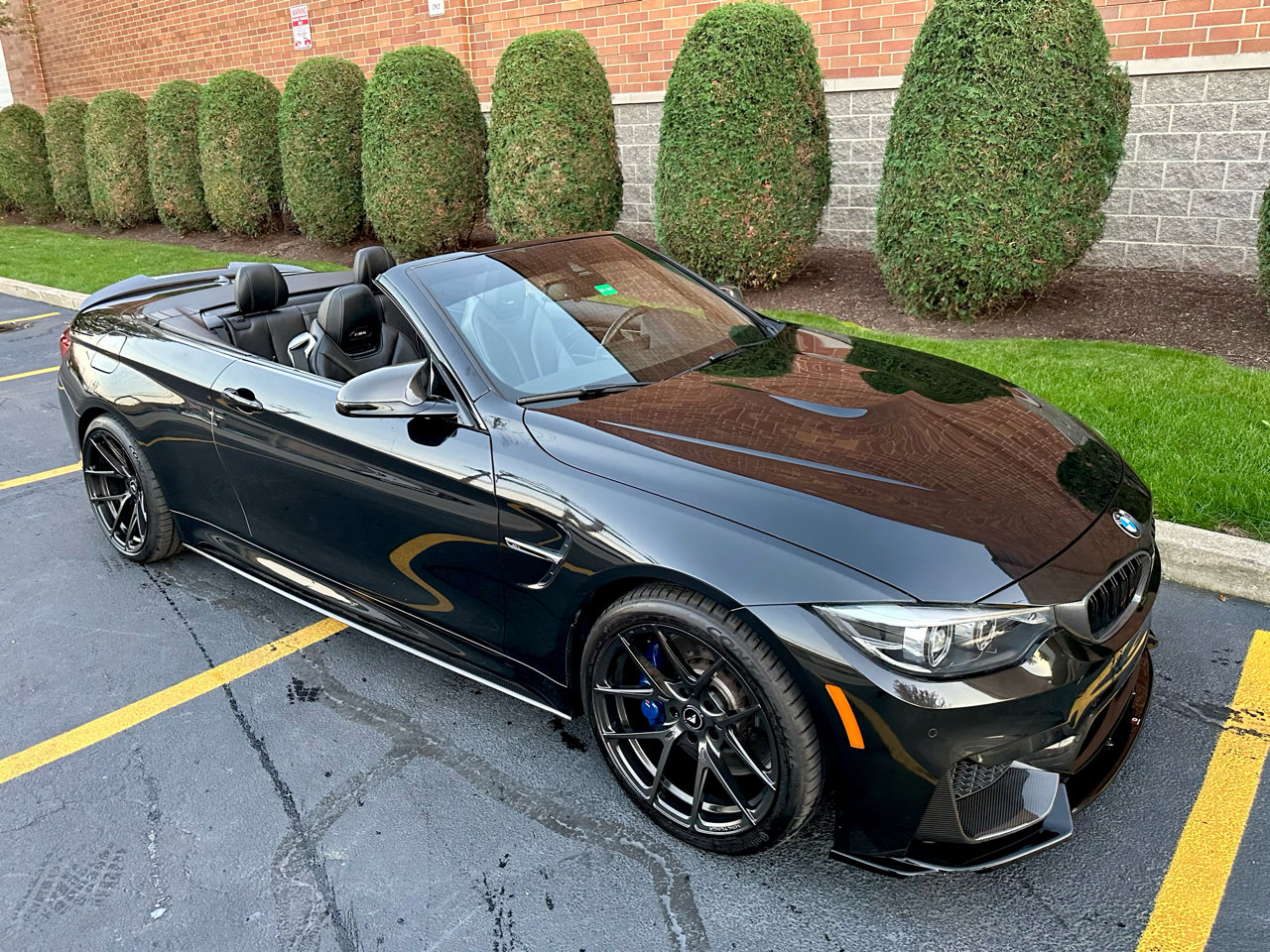 Used 2020 BMW M4 Convertible image 24