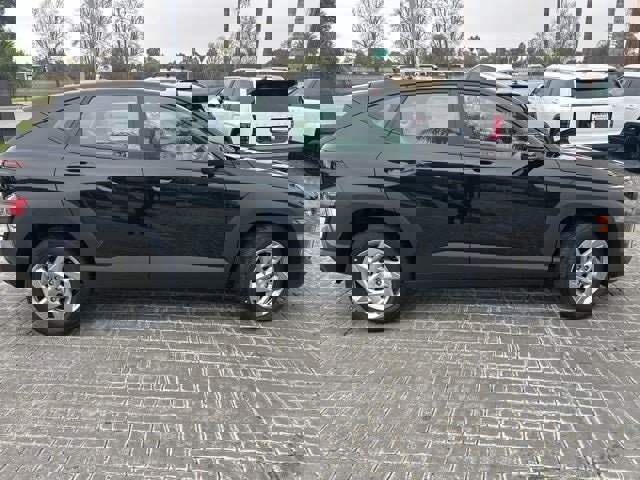 New 2026 Hyundai Kona SE image 5