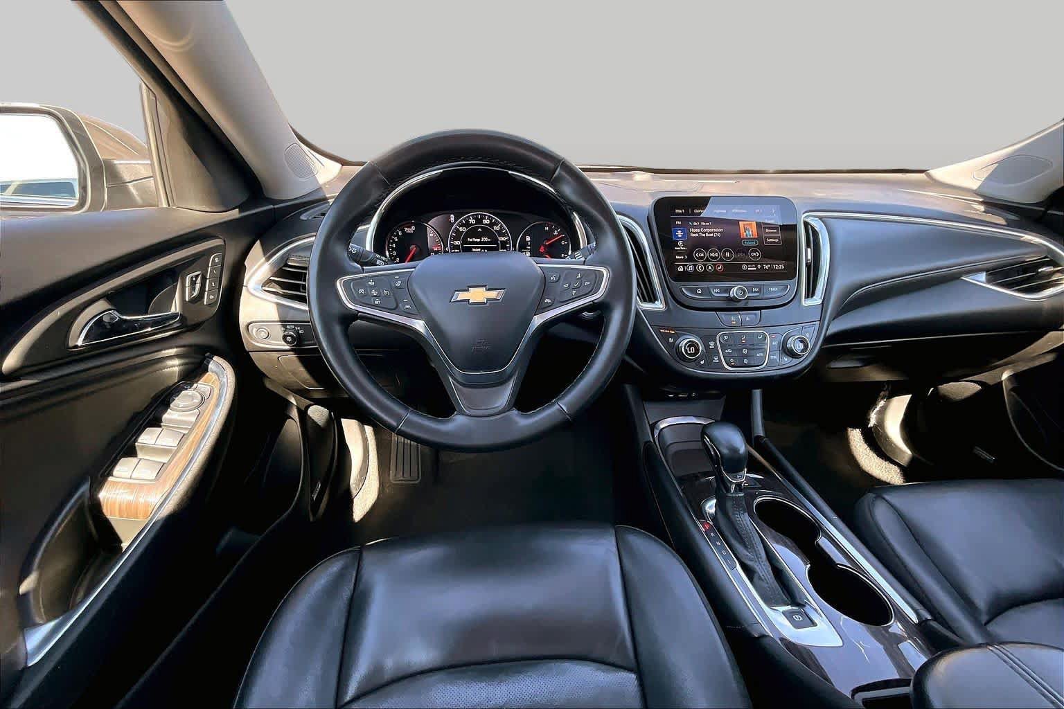 Used 2024 Chevrolet Malibu LT FWD image 6