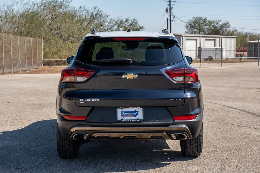 Used 2021 Chevrolet TrailBlazer ACTIV w/ Technology Package image 6