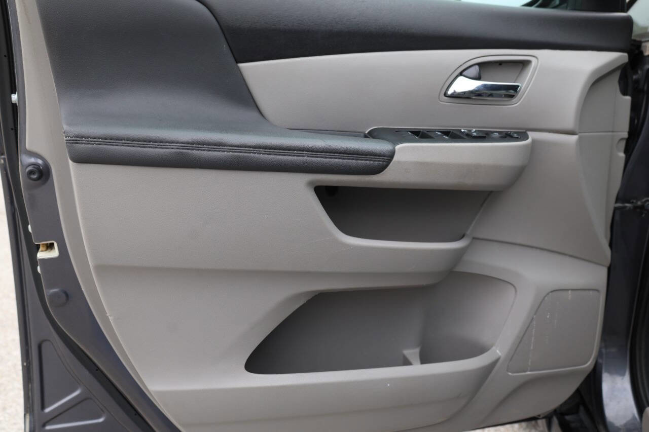 Used 2016 Honda Odyssey EX-L image 12