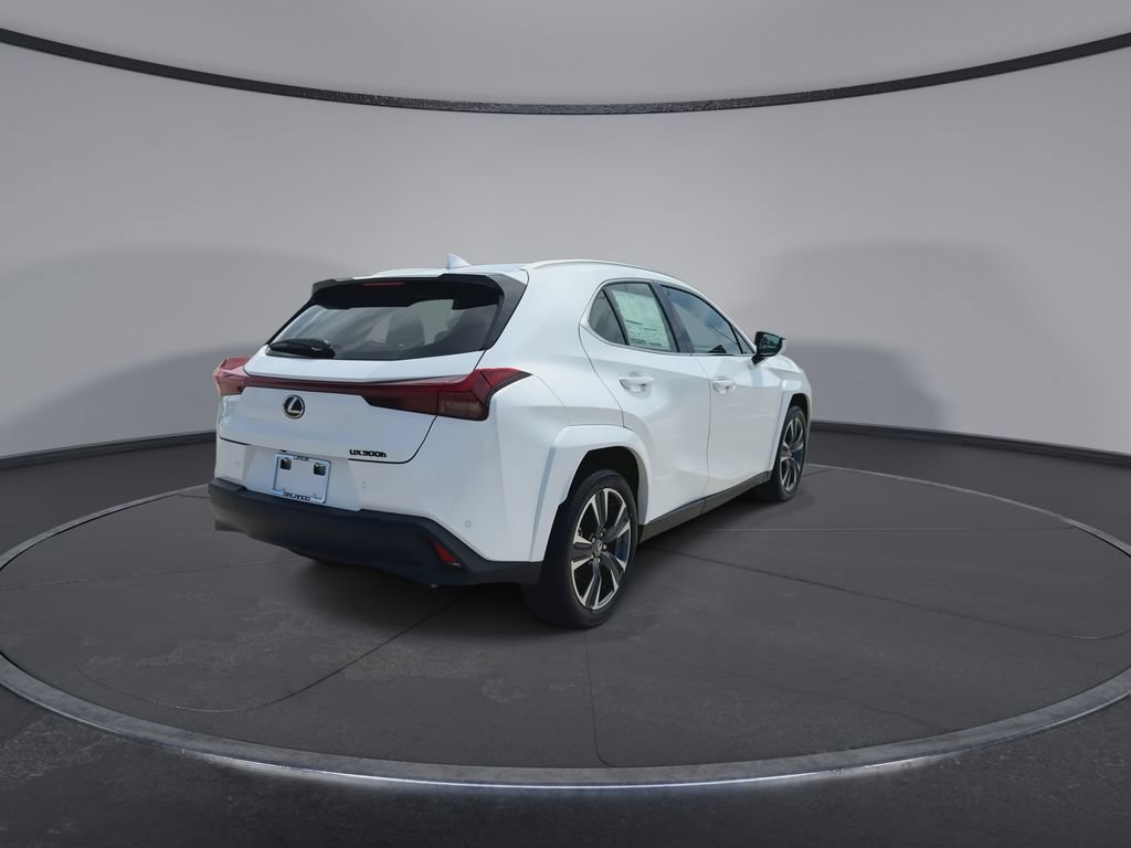 New 2026 Lexus UX 300h FWD image 8