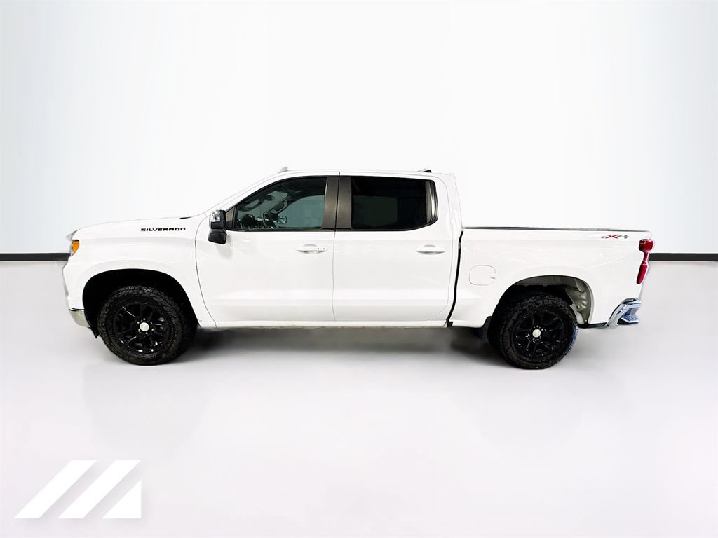 Used 2022 Chevrolet Silverado 1500 LT AWD/4WD image 8
