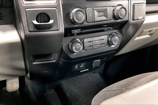Used 2015 Ford F150 XLT RWD image 15