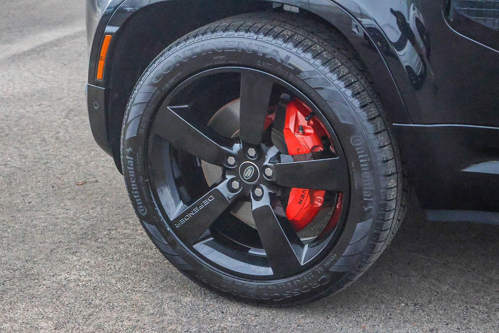 Used 2023 Land Rover Defender 130 X image 9