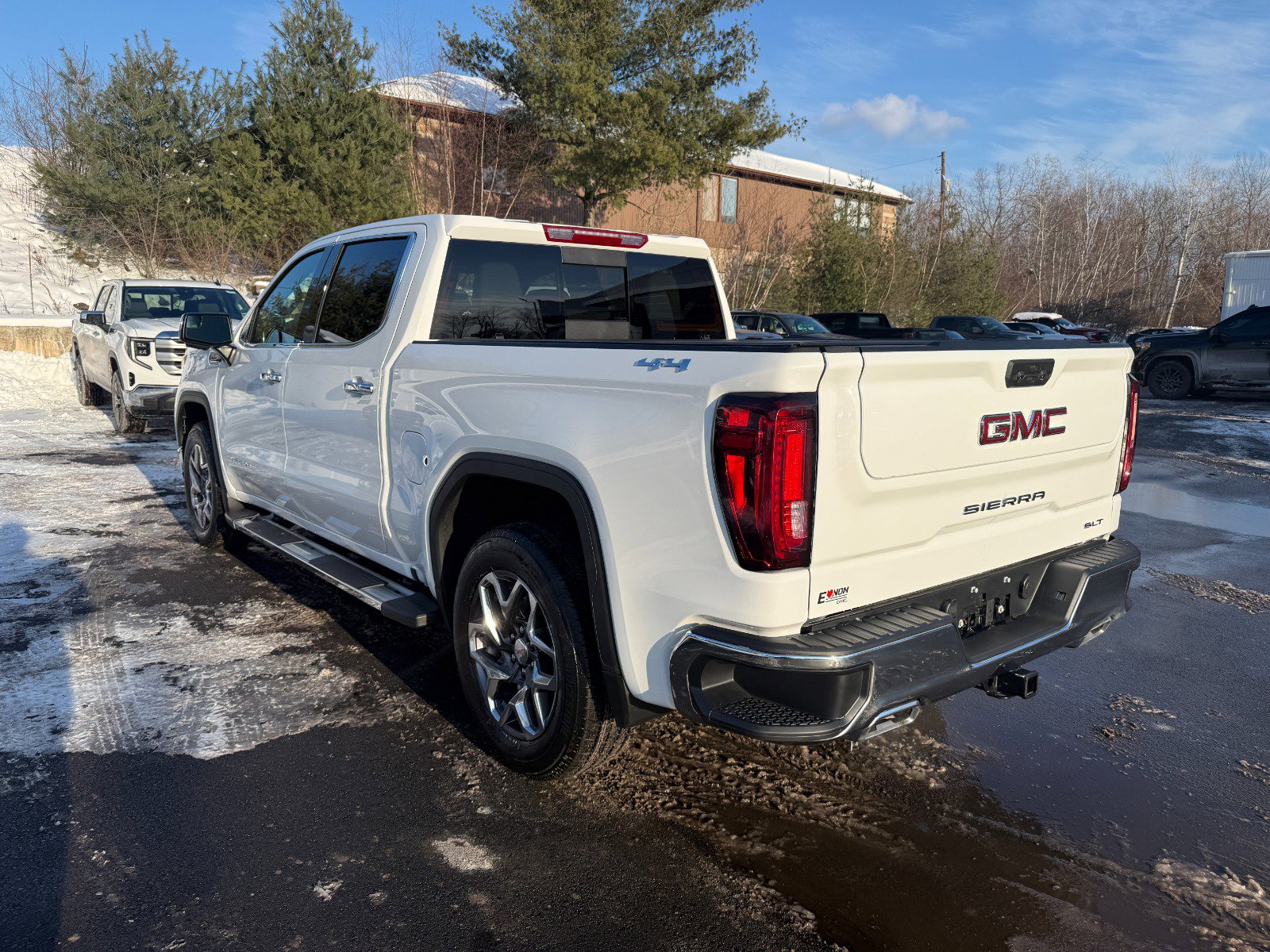 New 2026 GMC Sierra 1500 SLT w/ SLT Premium Package image 3