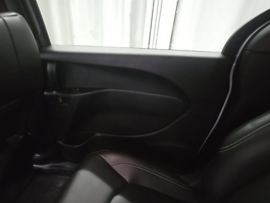Used 2024 Chrysler Pacifica Limited FWD image 20