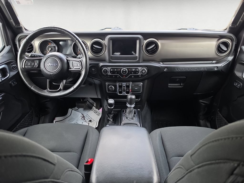 Used 2021 Jeep Wrangler Unlimited Sport AWD/4WD image 11