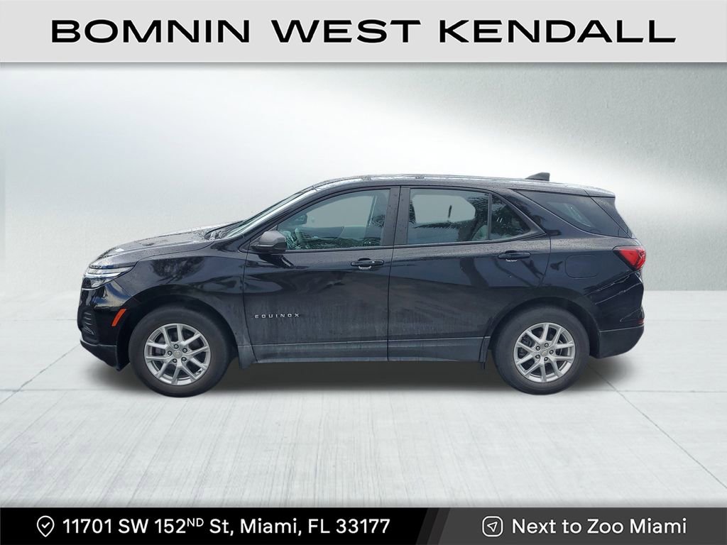 Used 2023 Chevrolet Equinox LS image 4