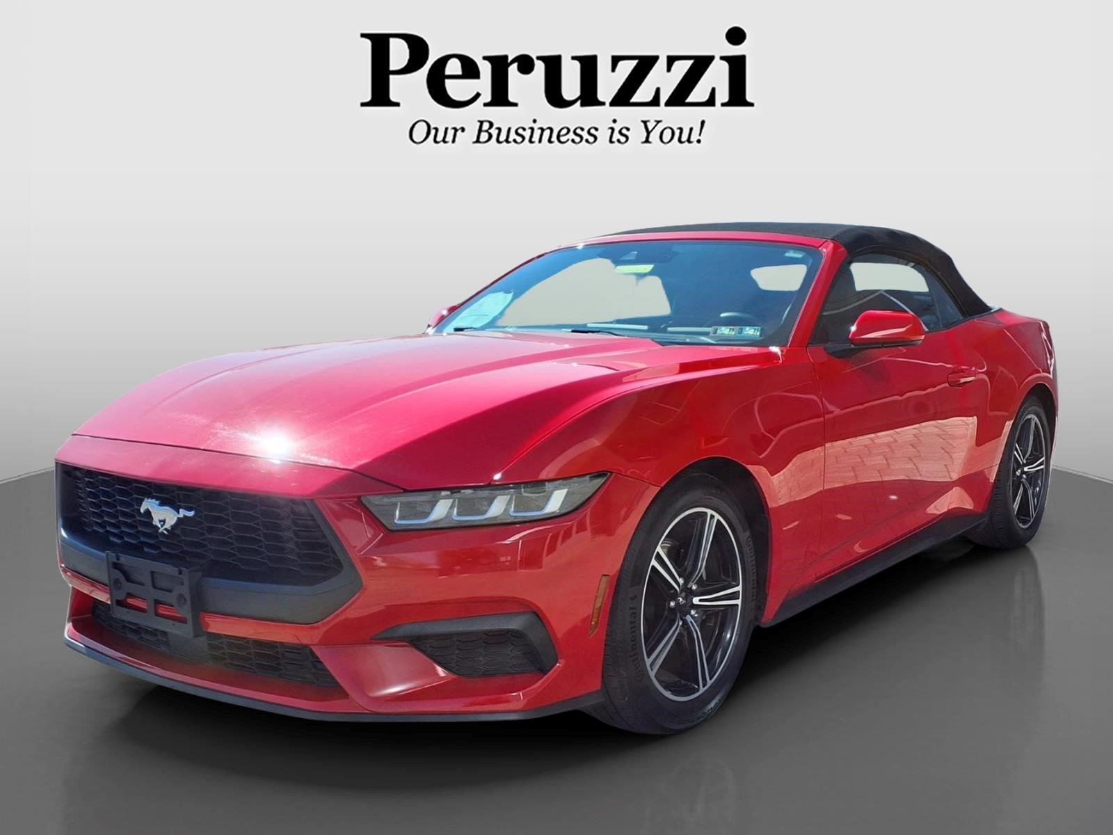 Used 2024 Ford Mustang Convertible RWD image 8
