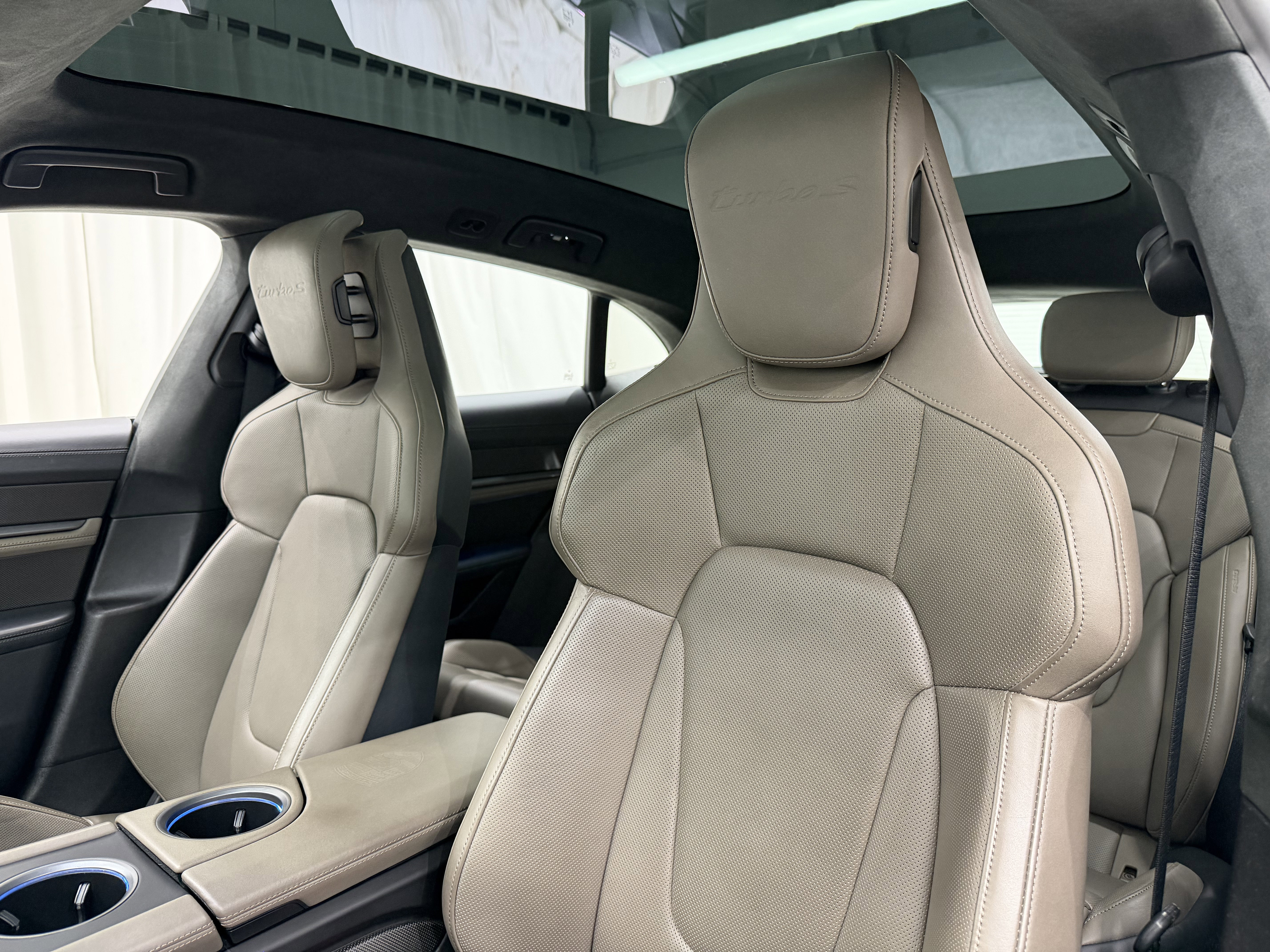 Certified 2023 Porsche Taycan Turbo S image 36