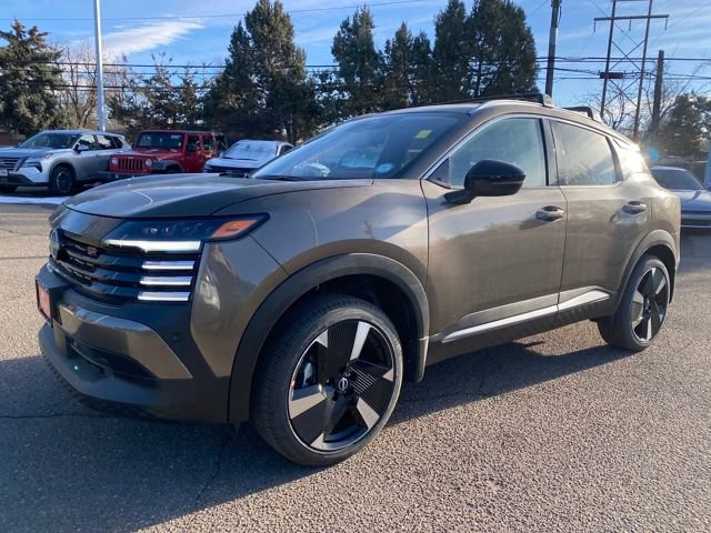 New 2026 Nissan Kicks SR w/ Cold Weather Package