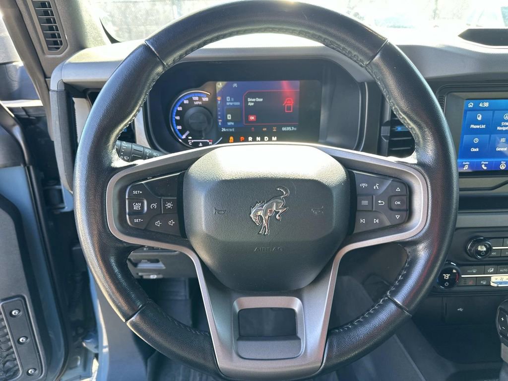 Used 2021 Ford Bronco Black Diamond image 18