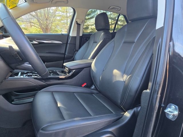 Used 2025 Buick Envision Preferred image 16