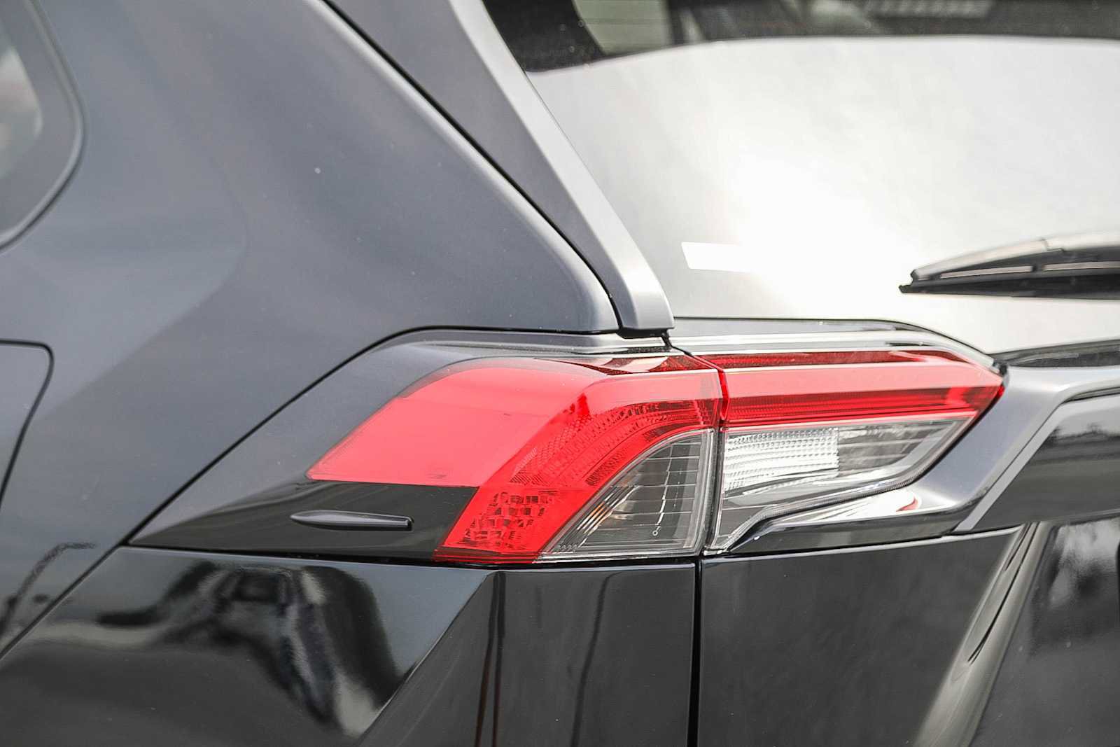 Certified 2024 Toyota RAV4 XLE image 10