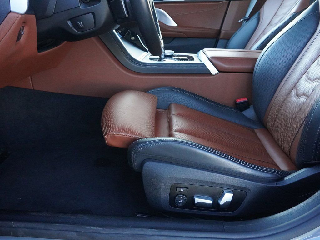 Used 2025 BMW M850i xDrive image 28