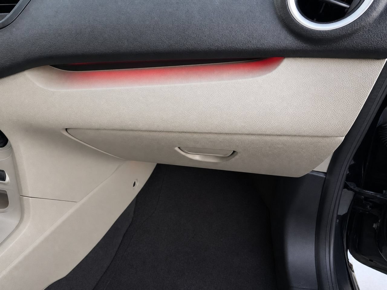 Used 2014 Ford Fiesta SE FWD image 39