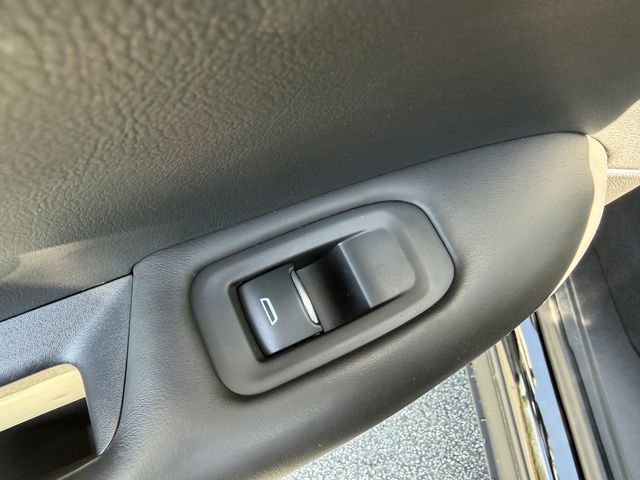 Used 2022 Cadillac XT5 Premium Luxury w/ Platinum Package image 32