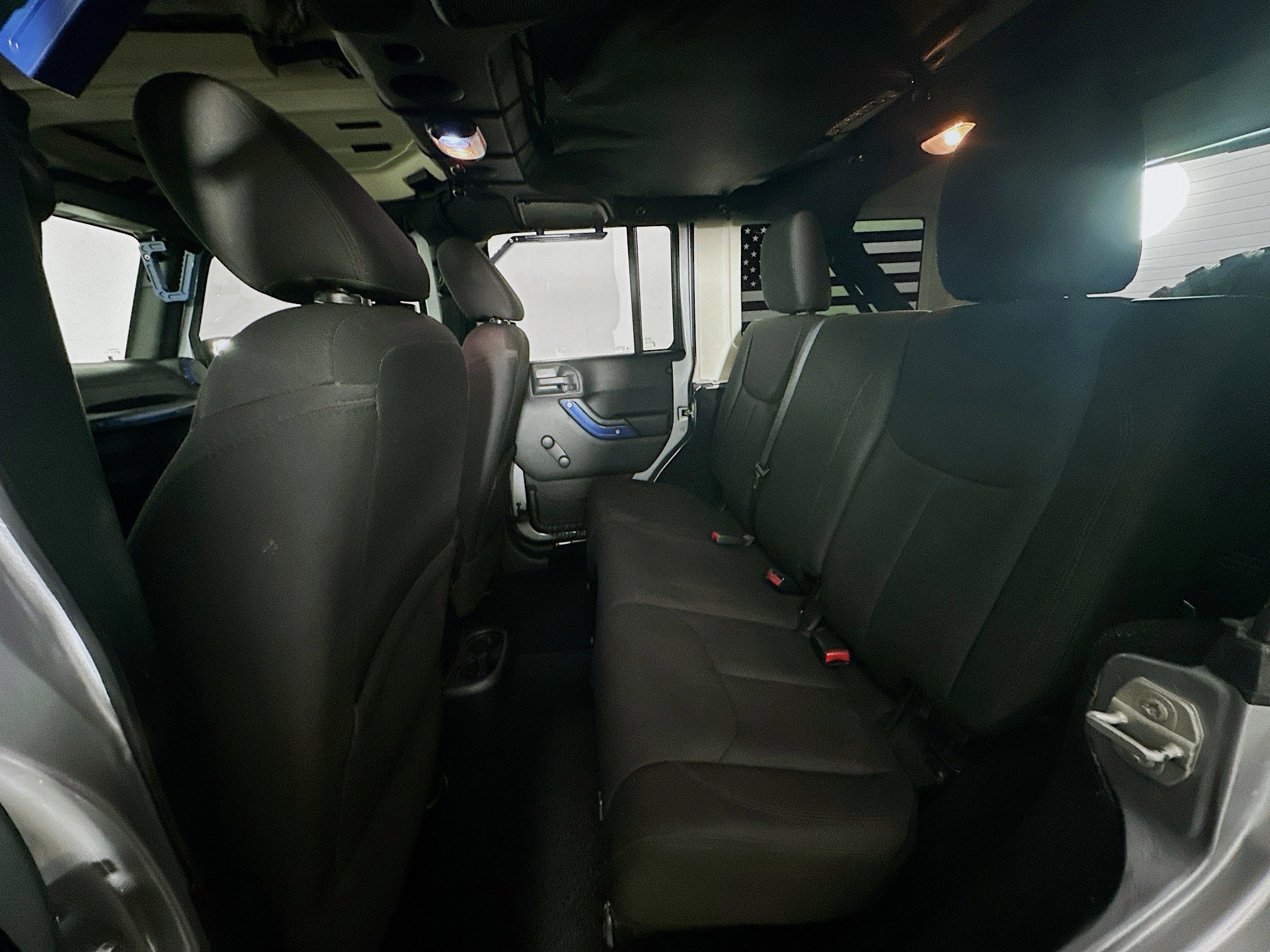 Used 2016 Jeep Wrangler Unlimited Sport w/ Connectivity Group image 24