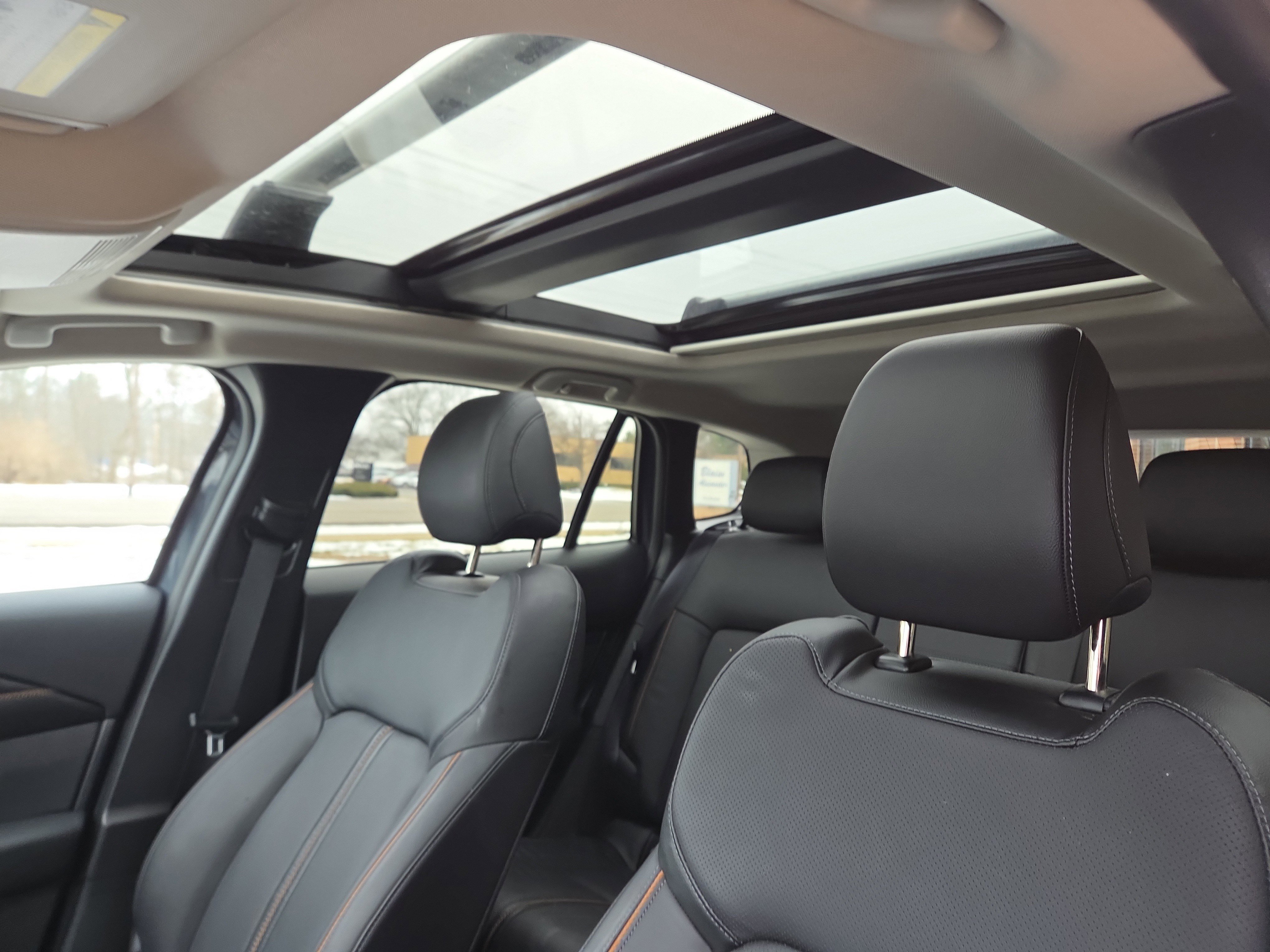 Used 2025 MAZDA CX-50 AWD 2.5 S w/ Weather Package image 29