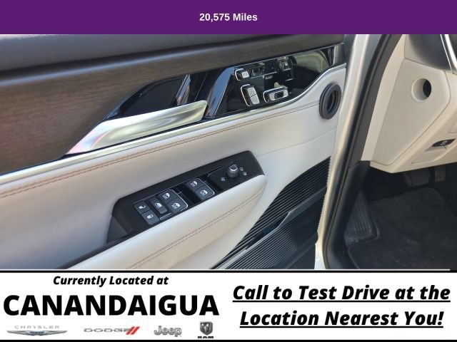 Used 2023 Jeep Grand Wagoneer L 4WD image 16