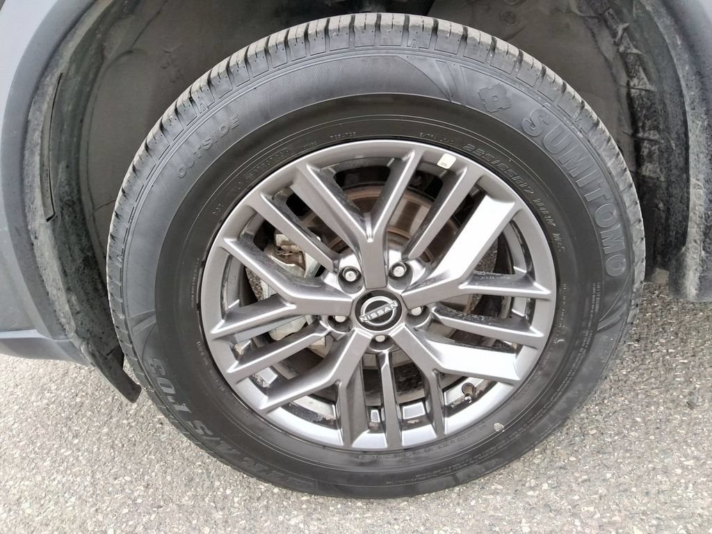 Used 2024 Nissan Rogue S AWD/4WD image 10