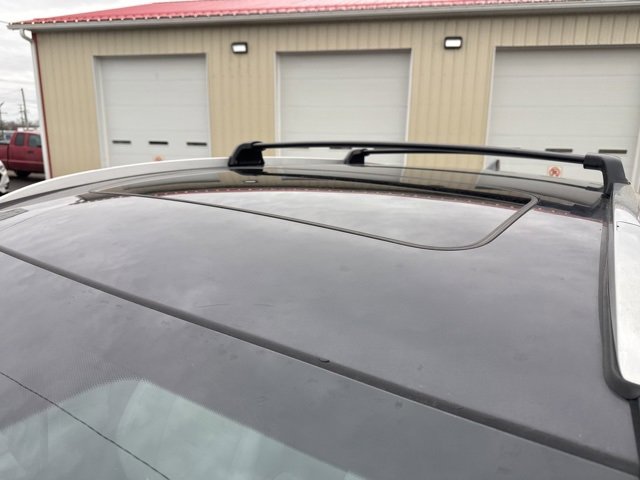 Used 2017 Honda CR-V Touring image 9