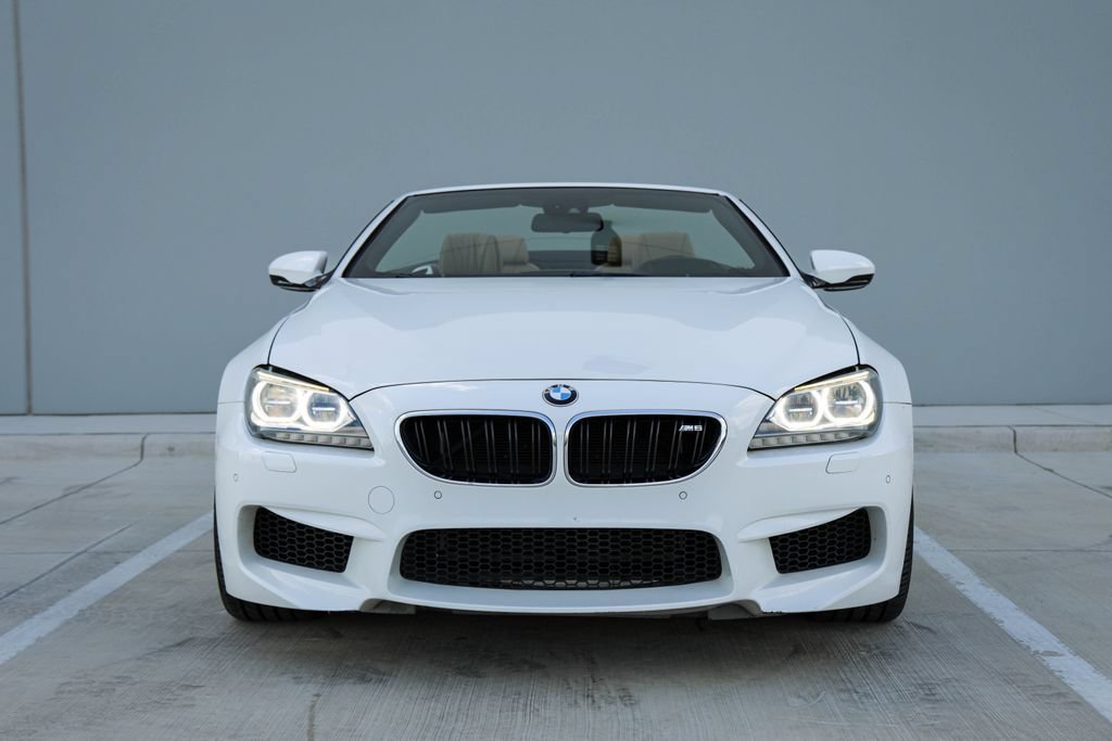 Used 2012 BMW M6 Convertible RWD image 3