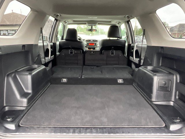 Used 2011 Toyota 4Runner SR5 w/ Premium Pkg w/Leather RWD image 31